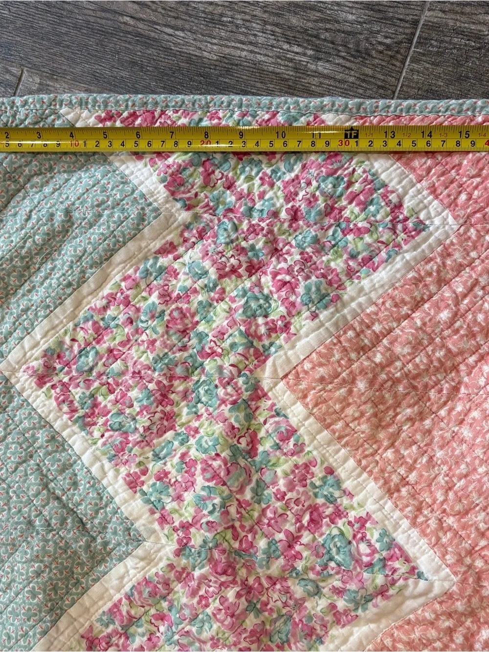 Laura Ashley Pillow Shams Set‎ Of 2 Standard Pink Blue Floral Patchwork Quilted